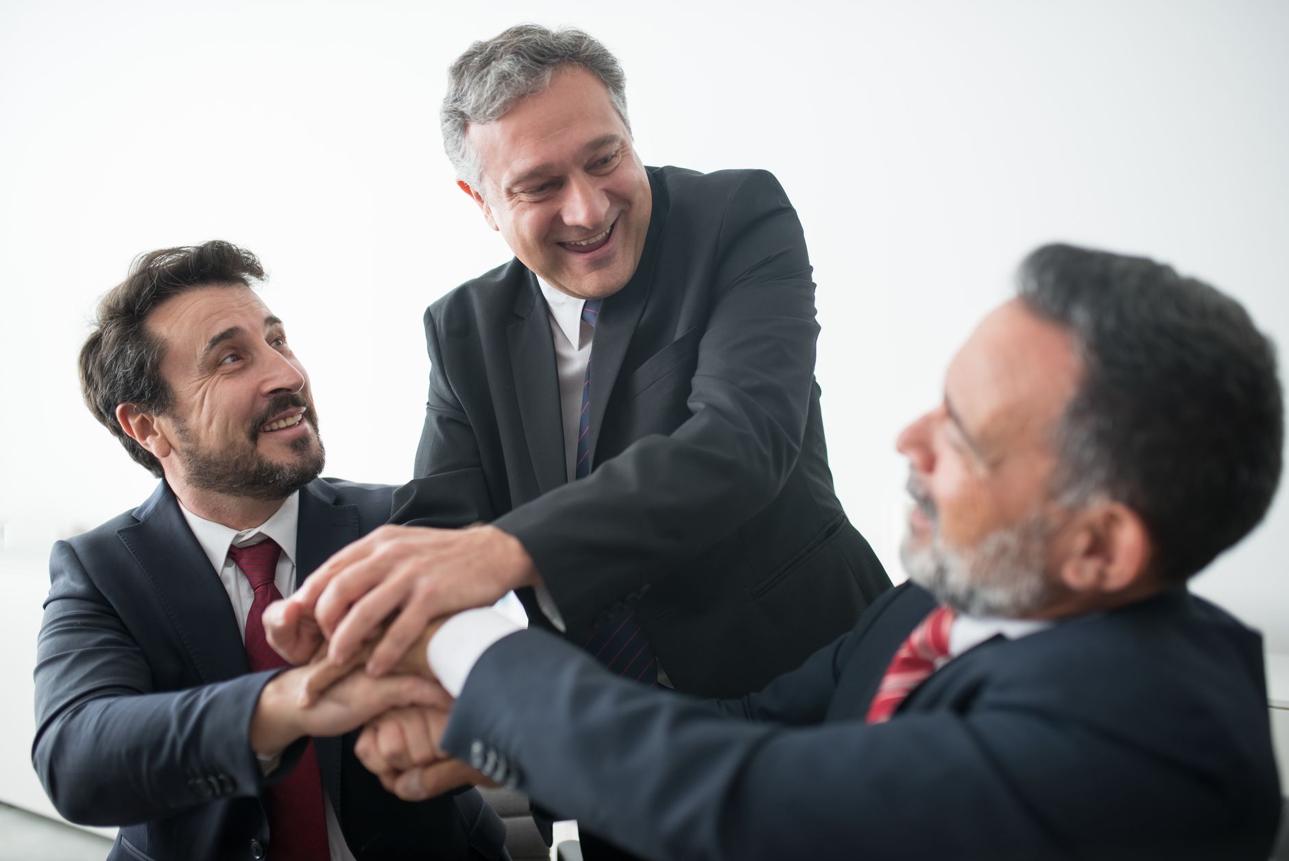 B2B Marketing That Fills Pipeline: Channels, Funnel, Handoff
