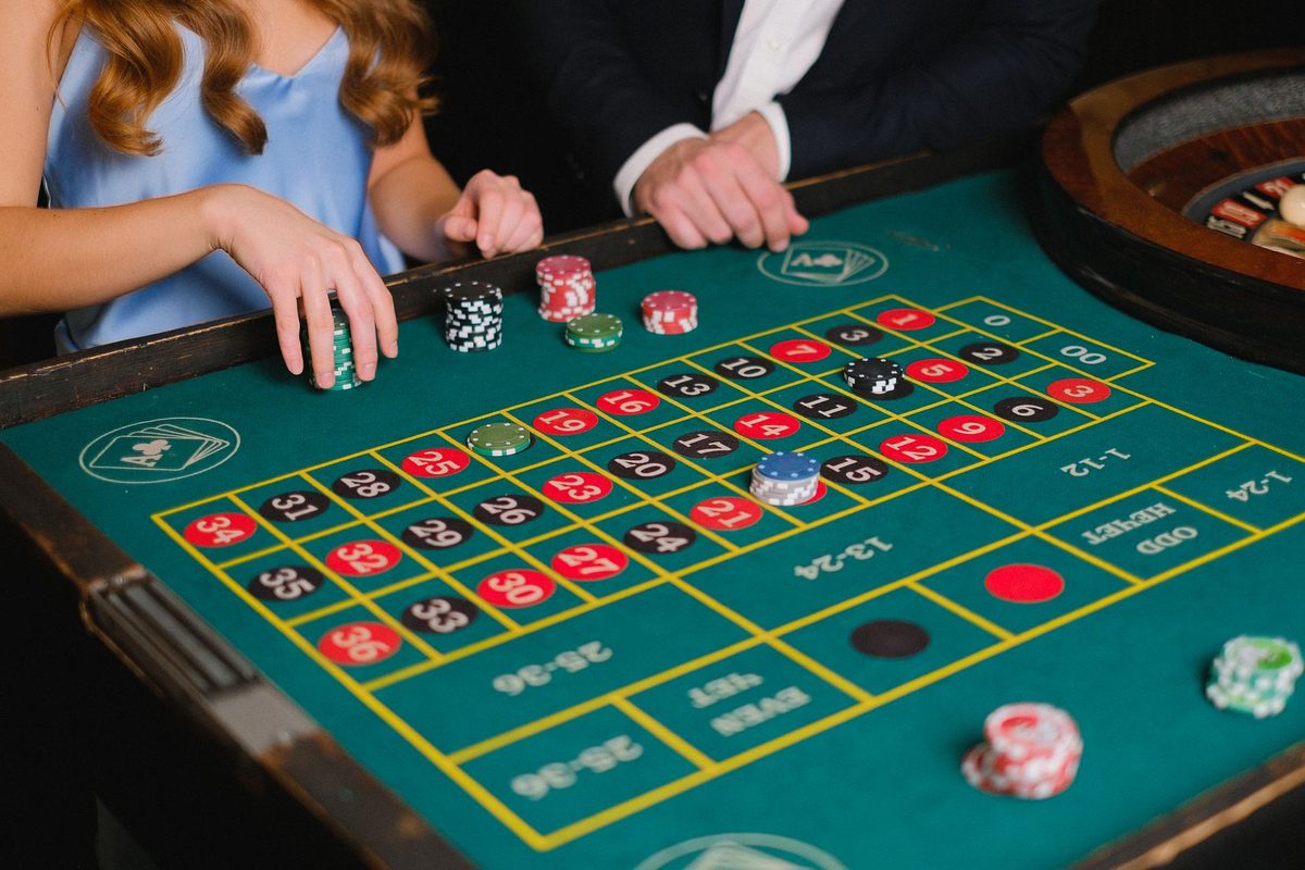 iGaming promotion: buying traffic, creative, and retention under compliance