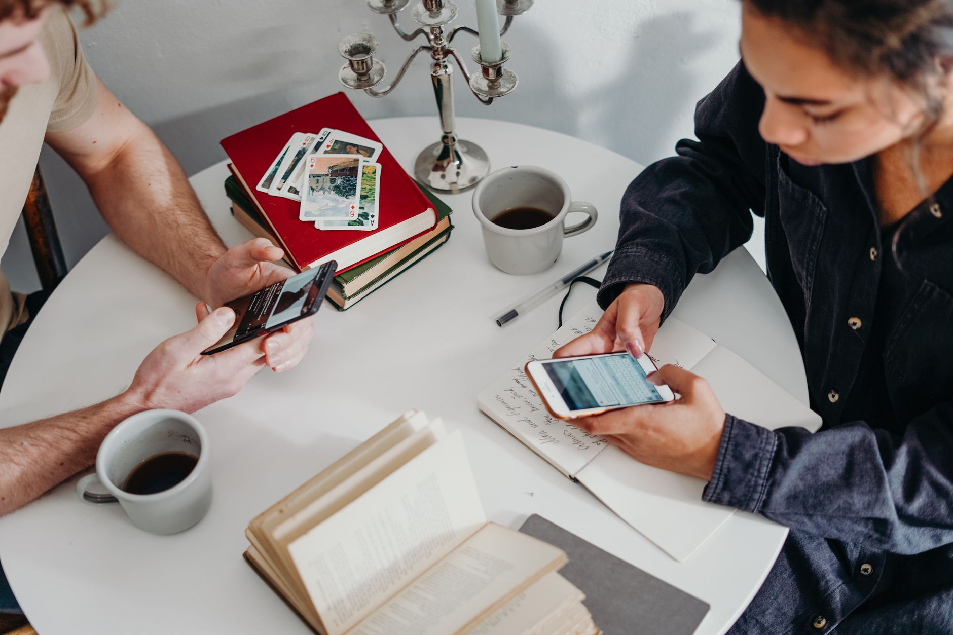 Native advertising: format, disclosure and product fit