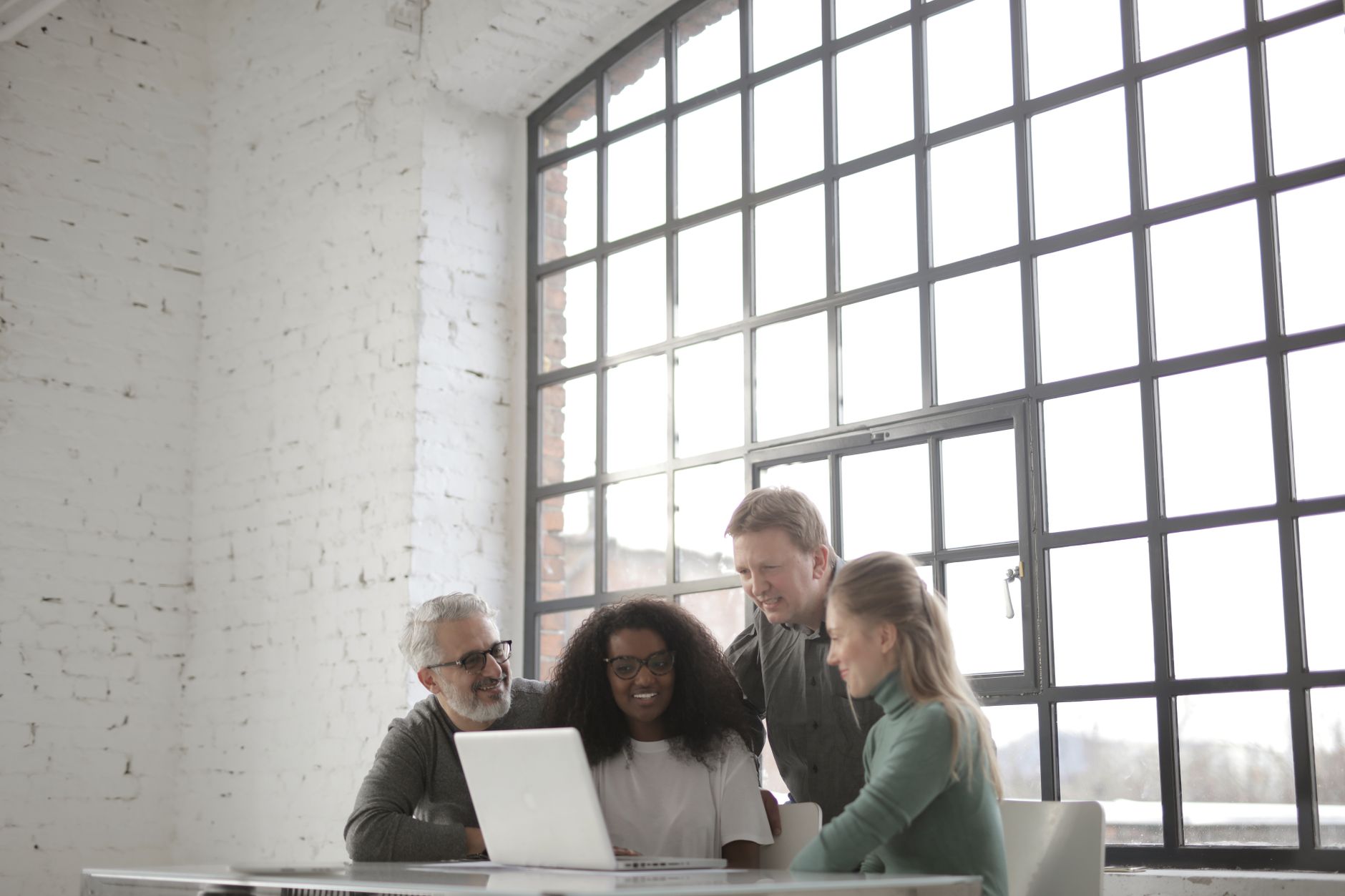 Product launch: from MVP to paying users in a live SaaS